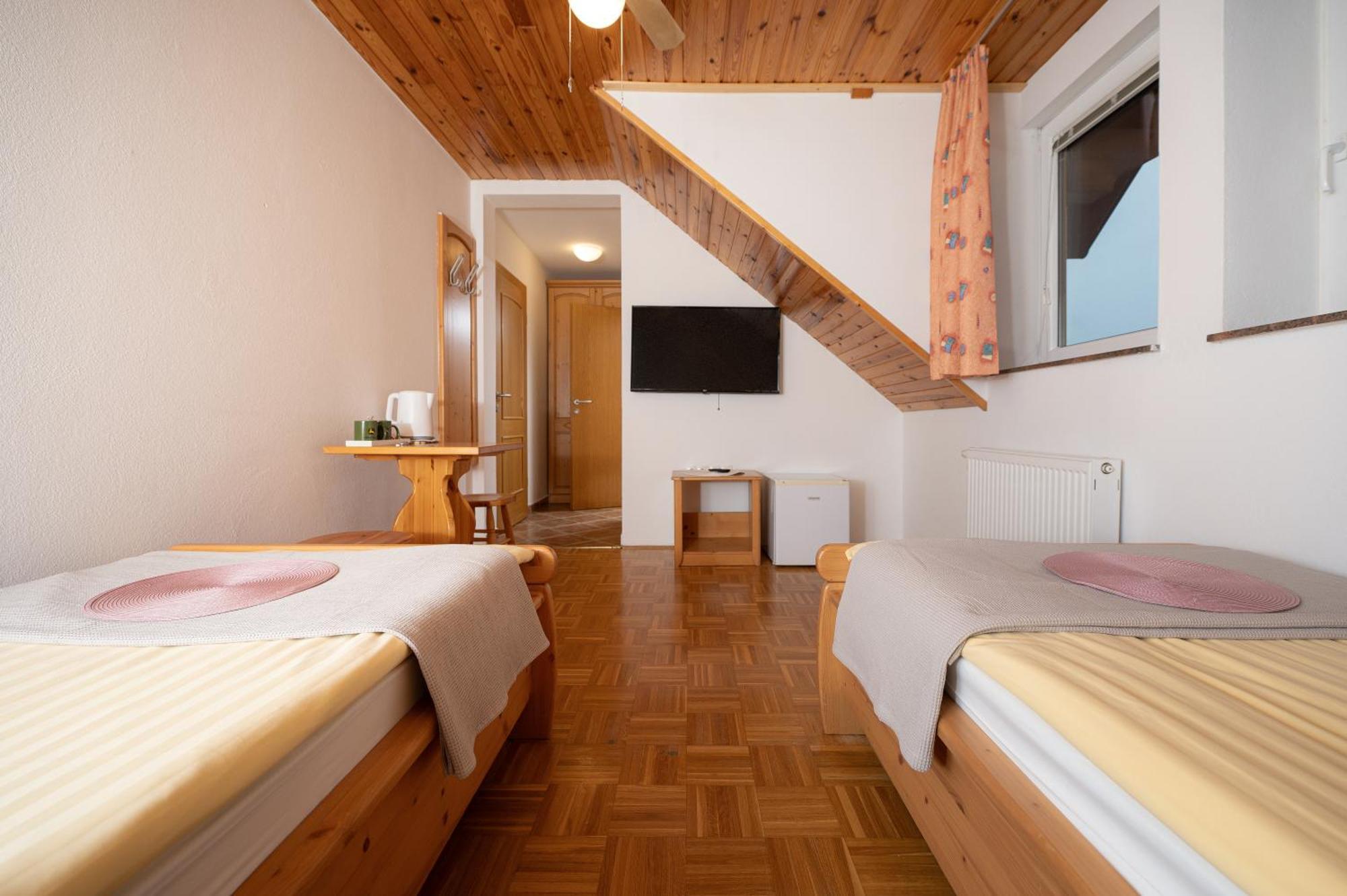 Rooms & Apartments Pr Matjon Блед Экстерьер фото