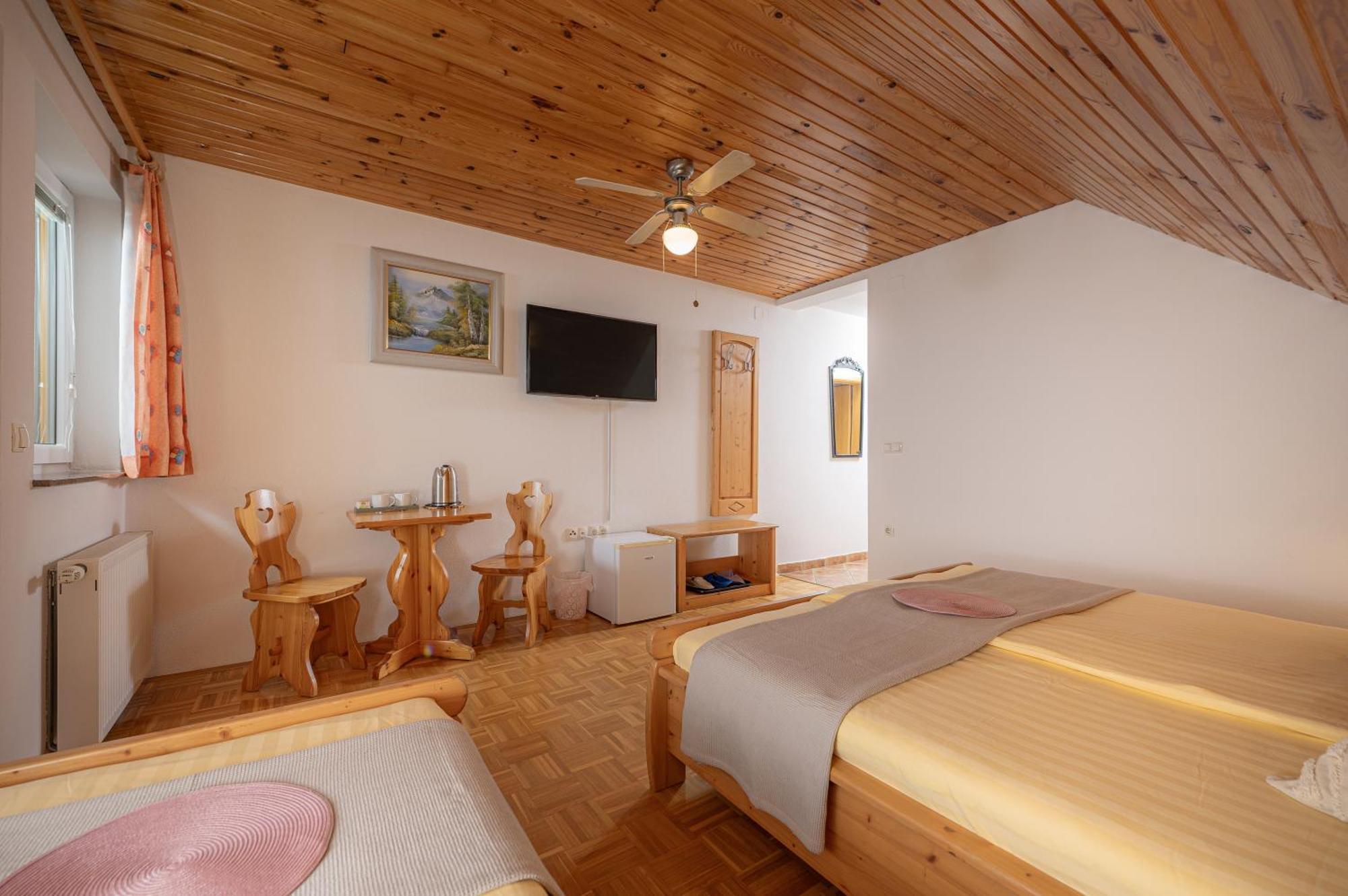 Rooms & Apartments Pr Matjon Блед Экстерьер фото