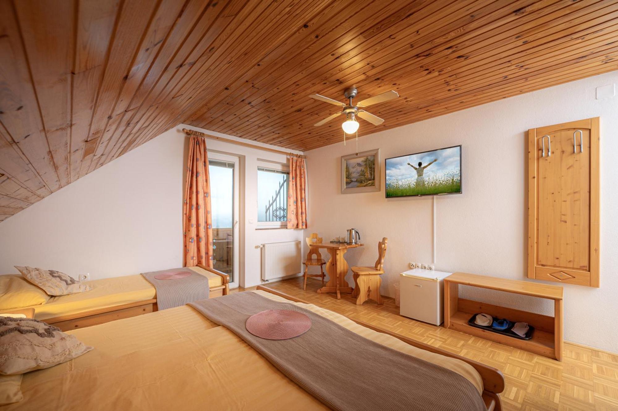 Rooms & Apartments Pr Matjon Блед Экстерьер фото