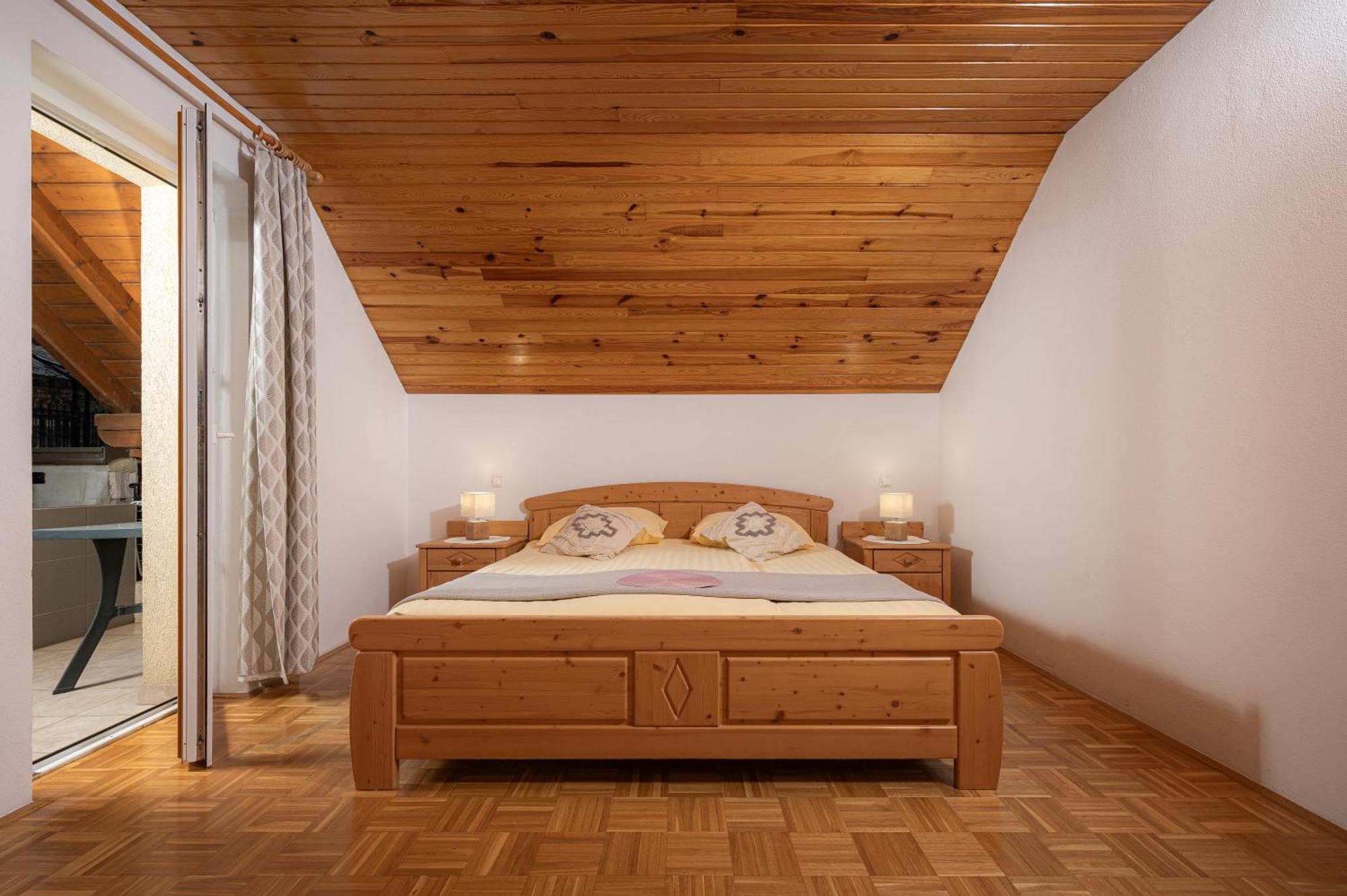 Rooms & Apartments Pr Matjon Блед Экстерьер фото